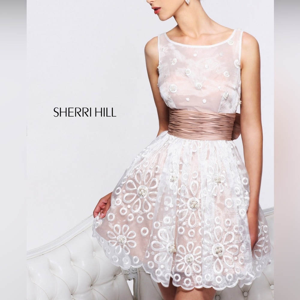 Sherri Hill Embroidered Sleeveless Floral Mini Prom Cocktail Dress with Bow